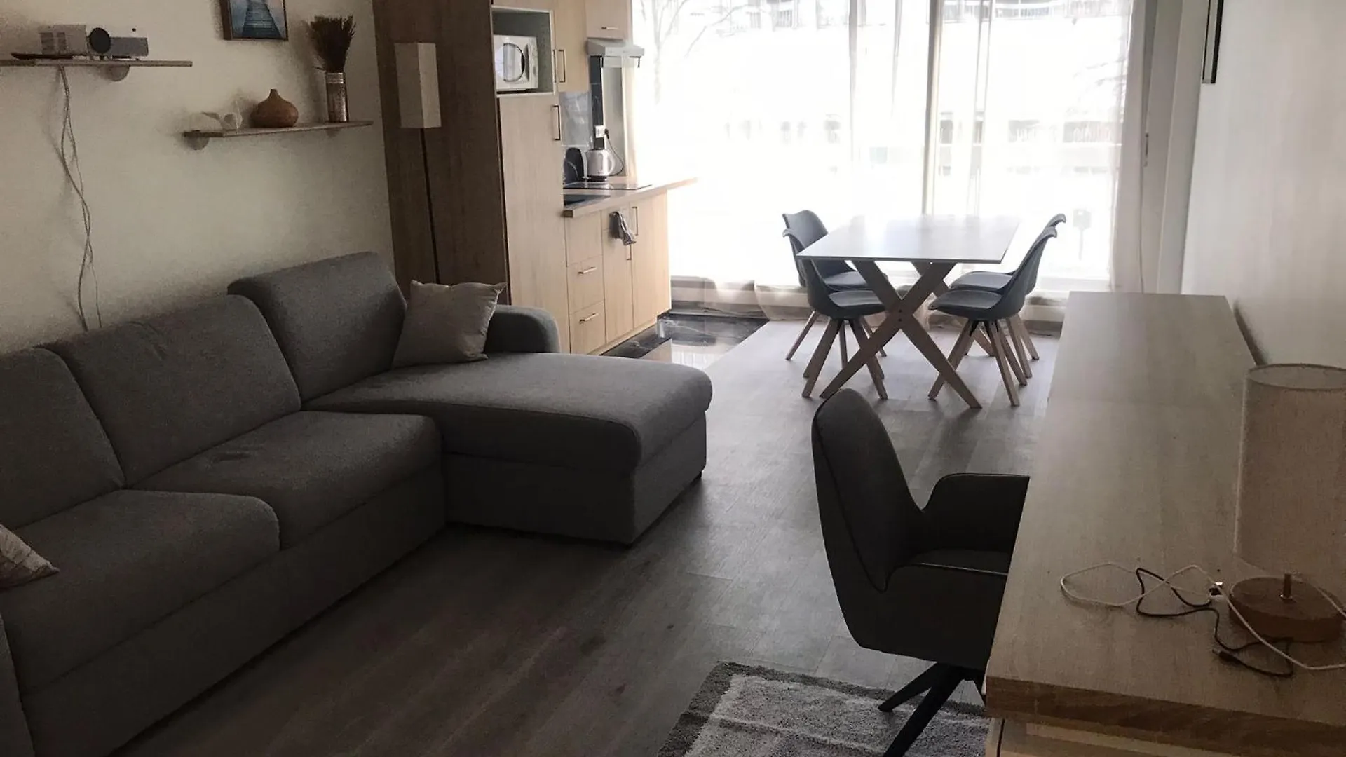 Studio 31m2 Plein Est Avec Balcon Laumiere * Paris