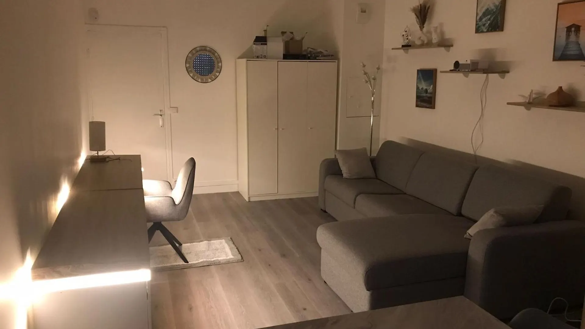 Studio 31m2 Plein Est Avec Balcon Laumiere Appartement Paris